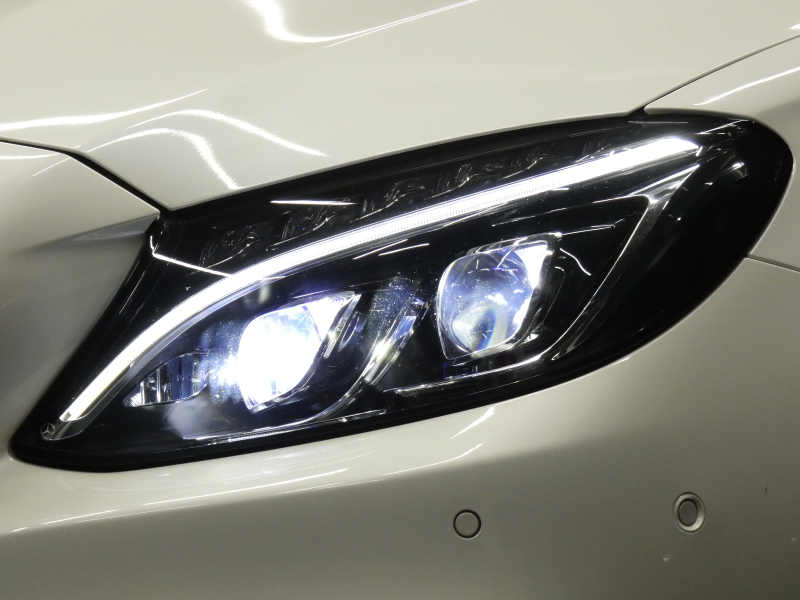 AMG Cクラス C63 ｴｸｽｸﾙｰｼﾌﾞ&ﾚｰﾀﾞｰｾｰﾌﾃｨPKG　AMG19ｲﾝﾁAW&AMGｴｱﾛ ﾌﾞﾗｯｸﾅｯﾊﾟﾚｻﾞｰ ﾅﾋﾞTV Bｶﾒﾗ Burmester 自動ﾄﾗﾝｸ/ﾌｯﾄOP ｴｱﾊﾞﾗﾝｽPKG/ﾊﾟﾌｭｰﾑｱﾄﾏｲｻﾞｰ AMGﾗｲﾄﾞｺﾝﾄﾛｰﾙｻｽ AMG強化ﾌﾞﾚｰｷ ﾄﾞﾗﾚｺ LEDﾍｯﾄﾞﾗｲﾄ/ｵｰﾄHB　2年保証付