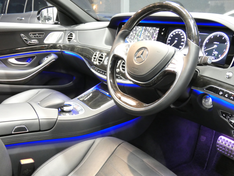 メルセデスベンツ Sクラス S550 ﾛﾝｸﾞ AMGｽﾎﾟｰﾂ&ﾚｰﾀﾞｰｾｰﾌﾃｨPKG　AMGｴｱﾛ/19ｲﾝﾁAW ﾌﾞﾗｯｸﾅｯﾊﾟﾚｻﾞｰ/前後ﾍﾞﾝﾁﾚｰﾀｰ ﾊﾟﾉﾗﾏSR ﾅﾋﾞ 地ﾃﾞｼﾞ 360度ｶﾒﾗ Burmester ｴｱﾊﾞﾗﾝｽPKG 自動ﾄﾗﾝｸ/ﾌｯﾄOP ｷｰﾚｽｺﾞｰ ﾄﾞﾗﾚｺ LEDﾗｲﾄ/自動HB ｱﾝﾋﾞｴﾝﾄﾗｲﾄ　2年保証付