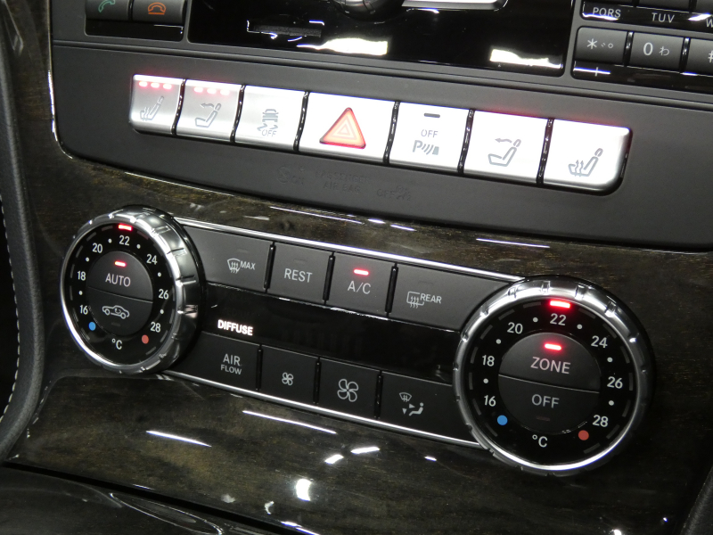 メルセデスベンツ SLクラス SL350 BL-EF AMGｽﾎﾟｰﾂ&ﾚｰﾀﾞｰｾｰﾌﾃｨPKG　ｷｰﾚｽｺﾞｰ AMGｴｱﾛ&19AW 黒革ｼｰﾄ/ﾋｰﾀｰ/ｴｱｽｶｰﾌ HDDﾅﾋﾞ 地ﾃﾞｼﾞ Bｶﾒﾗ ﾄﾞﾗﾚｺ ﾊﾟﾄﾞﾙｼﾌﾄ 自動ﾄﾗﾝｸ/ﾌｯﾄOP ｷｾﾉﾝﾗｲﾄ/自動HB ｱﾝﾋﾞｴﾝﾄﾗｲﾄ　2年保証付