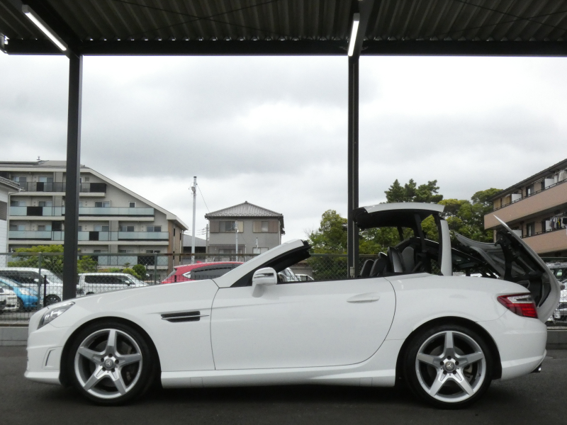メルセデスベンツ SLKクラス SLK200 ﾄﾚﾝﾄﾞ+ AMGｽﾎﾟｰﾂ&ﾚｰﾀﾞｰｾｰﾌﾃｨPKG　AMGｴｱﾛ&18AW ﾄﾗﾝｸｽﾎﾟｲﾗｰ 黒本革/ｼｰﾄﾋｰﾀｰ/ｴｱｽｶｰﾌ ﾚｯﾄﾞｼｰﾄﾍﾞﾙﾄ HDDﾅﾋﾞ 地ﾃﾞｼﾞ ﾊﾟﾄﾞﾙｼﾌﾄ ｷｾﾉﾝﾗｲﾄ/ｱﾀﾞﾌﾟﾃｨﾌﾞHB　2年保証付