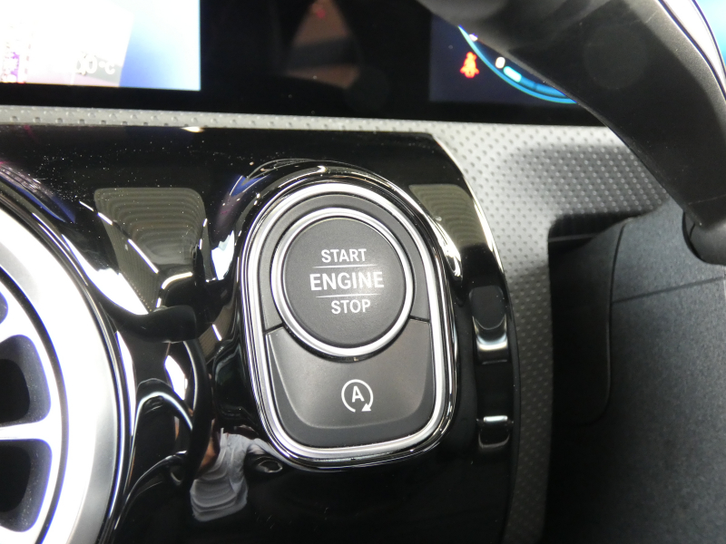 AMG CLAクラス CLA35 4MATIC AMGｱﾄﾞﾊﾞﾝｽﾄﾞ&ﾅﾋﾞｹﾞｰｼｮﾝ&ﾚｰﾀﾞｰｾｰﾌﾃｨPKG　meｺﾈｸﾄ AMGｴｱﾛ 18ｲﾝﾁAW 灰黒革/ﾋｰﾀｰ ﾊﾟﾉﾗﾏｻﾝﾙｰﾌ MBUXﾅﾋﾞ 地ﾃﾞｼﾞ 360度ｶﾒﾗ ﾍｯﾄﾞｱｯﾌﾟD ｱﾄﾞﾊﾞﾝｽﾄﾞｻｳﾝﾄﾞ F&Rﾄﾞﾗﾚｺ LEDﾍｯﾄﾞﾗｲﾄ　2年保証付