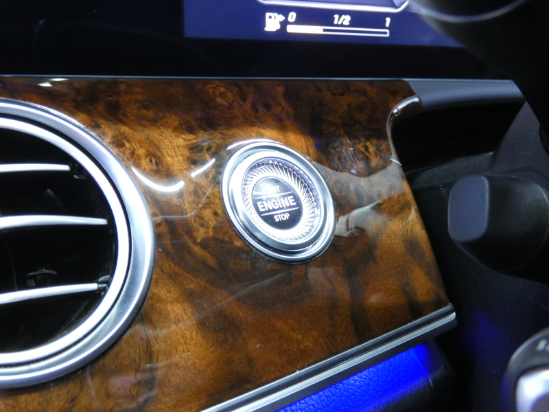メルセデスベンツ Eクラス E400 4MATIC ｴｸｽｸﾙｰｼﾌﾞ&ﾚｰﾀﾞｰｾｰﾌﾃｨPKG　ﾅｯﾊﾟ黒革/前後ﾋｰﾀｰ ﾊﾟﾉﾗﾏｻﾝﾙｰﾌ HDDﾅﾋﾞ 地ﾃﾞｼﾞ TVｷｬﾝｾﾗｰ AppleCarPlay 360度ｶﾒﾗ 純正ﾄﾞﾗﾚｺ Burmester ｴｱﾊﾞﾗﾝｽPKG 自動ﾄﾗﾝｸ/ﾌｯﾄOP LEDﾗｲﾄ/自動HB　2年保証付