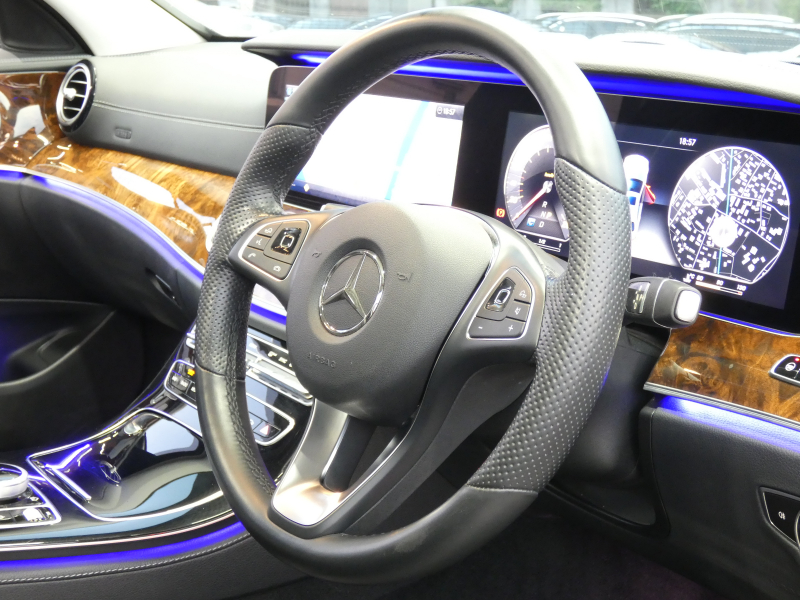 メルセデスベンツ Eクラス E400 4MATIC ｴｸｽｸﾙｰｼﾌﾞ&ﾚｰﾀﾞｰｾｰﾌﾃｨPKG　ﾅｯﾊﾟ黒革/前後ﾋｰﾀｰ ﾊﾟﾉﾗﾏｻﾝﾙｰﾌ HDDﾅﾋﾞ 地ﾃﾞｼﾞ TVｷｬﾝｾﾗｰ AppleCarPlay 360度ｶﾒﾗ 純正ﾄﾞﾗﾚｺ Burmester ｴｱﾊﾞﾗﾝｽPKG 自動ﾄﾗﾝｸ/ﾌｯﾄOP LEDﾗｲﾄ/自動HB　2年保証付