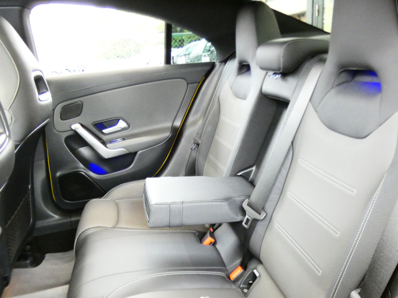 メルセデスベンツ CLAクラス CLA200d AMGﾗｲﾝ AMGﾚｻﾞｰｴｸｽｸﾙｰｼﾌﾞ&ｱﾄﾞﾊﾞﾝｽﾄﾞ&ﾅﾋﾞ&ﾚｰﾀﾞｰｾｰﾌﾃｨPKG　meｺﾈｸﾄ 灰黒革 ﾊﾟﾉﾗﾏSR MBUXﾅﾋﾞTV 360度ｶﾒﾗ ｱﾄﾞﾊﾞﾝｽﾄﾞｻｳﾝﾄﾞ ﾍｯﾄﾞｱｯﾌﾟD ﾜｲﾔﾚｽﾁｬｰｼﾞ LEDﾗｲﾄ/ｱﾀﾞﾌﾟﾃｨﾌﾞHB　2年保証付