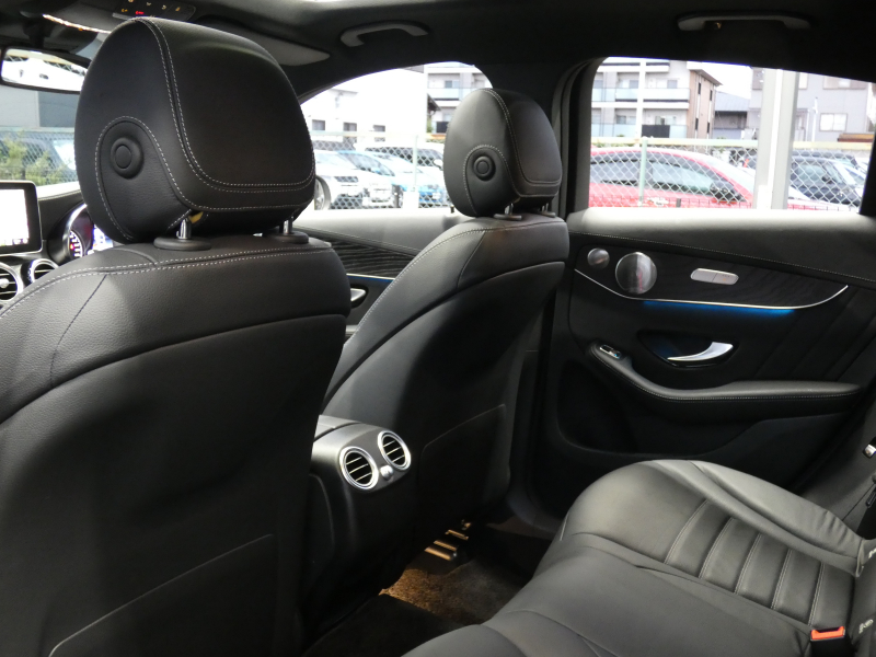 AMG GLCクーペ GLC43 4MATIC ｸｰﾍﾟ ﾚｻﾞｰｴｸｽｸﾙｰｼﾌﾞ&ﾅｲﾄ&ﾚｰﾀﾞｰｾｰﾌﾃｨPKG　meｺﾈｸﾄ AMGｴｱﾛ/20ｲﾝﾁAW 黒本革 ｻﾝﾙｰﾌ HDDﾅﾋﾞ 地ﾃﾞｼﾞ 360度ｶﾒﾗ Burmester LEDﾍｯﾄﾞﾗｲﾄ ｵｰﾄﾘｱｹﾞｰﾄ ｴｱﾊﾞﾗﾝｽPKG ﾍｯﾄﾞｱｯﾌﾟD　2年保証付