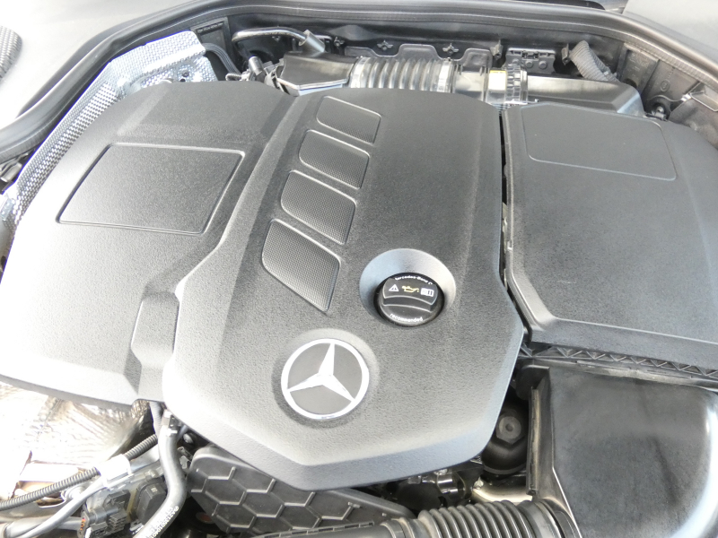 メルセデスベンツ Eクラス E220d 4MATIC ｵｰﾙﾃﾚｲﾝ ｴｸｽｸﾙｰｼﾌﾞ&ﾚｰﾀﾞｰｾｰﾌﾃｨPKG　meｺﾈｸﾄ 黒本革/ﾍﾞﾝﾁﾚｰﾀｰ/前後ﾋｰﾀｰ ﾊﾟﾉﾗﾏSR ﾅﾋﾞ 地ﾃﾞｼﾞ 360度ｶﾒﾗ AppleCarPlay Burmester ﾍｯﾄﾞｱｯﾌﾟD ｴｱﾊﾞﾗﾝｽPKG 自動ﾘｱｹﾞｰﾄ/ﾌｯﾄOP LEDﾗｲﾄ/自動HB　2年保証付