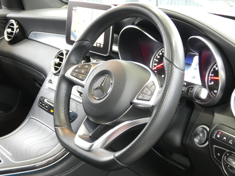 AMG GLCクーペ GLC43 4MATIC ｸｰﾍﾟ ﾚｻﾞｰｴｸｽｸﾙｰｼﾌﾞ&ﾅｲﾄ&ﾚｰﾀﾞｰｾｰﾌﾃｨPKG　meｺﾈｸﾄ AMGｴｱﾛ/20ｲﾝﾁAW ﾊﾟﾅﾒﾘｶｰﾅｸﾞﾘﾙ 黒本革 ｻﾝﾙｰﾌ HDDﾅﾋﾞ 地ﾃﾞｼﾞ 360度ｶﾒﾗ Burmester LEDﾍｯﾄﾞﾗｲﾄ ｵｰﾄﾘｱｹﾞｰﾄ ｴｱﾊﾞﾗﾝｽPKG ﾍｯﾄﾞｱｯﾌﾟD　2年保証付