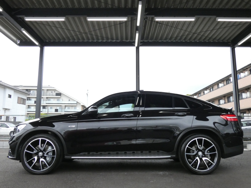 AMG GLCクーペ GLC43 4MATIC ｸｰﾍﾟ ﾚｻﾞｰｴｸｽｸﾙｰｼﾌﾞ&ﾅｲﾄ&ﾚｰﾀﾞｰｾｰﾌﾃｨPKG　AMGｴｱﾛ/21ｲﾝﾁAW ﾊﾟﾅﾒﾘｶｰﾅｸﾞﾘﾙ 黒本革 ｻﾝﾙｰﾌ HDDﾅﾋﾞ 地ﾃﾞｼﾞ 360度ｶﾒﾗ Burmester LEDﾍｯﾄﾞﾗｲﾄ ｵｰﾄﾘｱｹﾞｰﾄ ｴｱﾊﾞﾗﾝｽPKG ﾍｯﾄﾞｱｯﾌﾟD　2年保証付