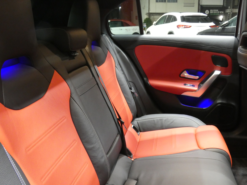 AMG Aクラス A35 4MATIC AMGｱﾄﾞﾊﾞﾝｽﾄﾞ&ﾅﾋﾞｹﾞｰｼｮﾝ&ﾚｰﾀﾞｰｾｰﾌﾃｨPKG　1ｵｰﾅｰ meｺﾈｸﾄ AMGｴｱﾛ 18ｲﾝﾁAW 赤黒革/ﾋｰﾀｰ ﾊﾟﾉﾗﾏｻﾝﾙｰﾌ MBUXﾅﾋﾞ 地ﾃﾞｼﾞ 360度ｶﾒﾗ ﾍｯﾄﾞｱｯﾌﾟD ｱﾄﾞﾊﾞﾝｽﾄﾞｻｳﾝﾄﾞ 前後ﾄﾞﾗﾚｺ ﾀﾞｲﾅﾐｯｸｾﾚｸﾄ LEDﾗｲﾄ　2年保証付