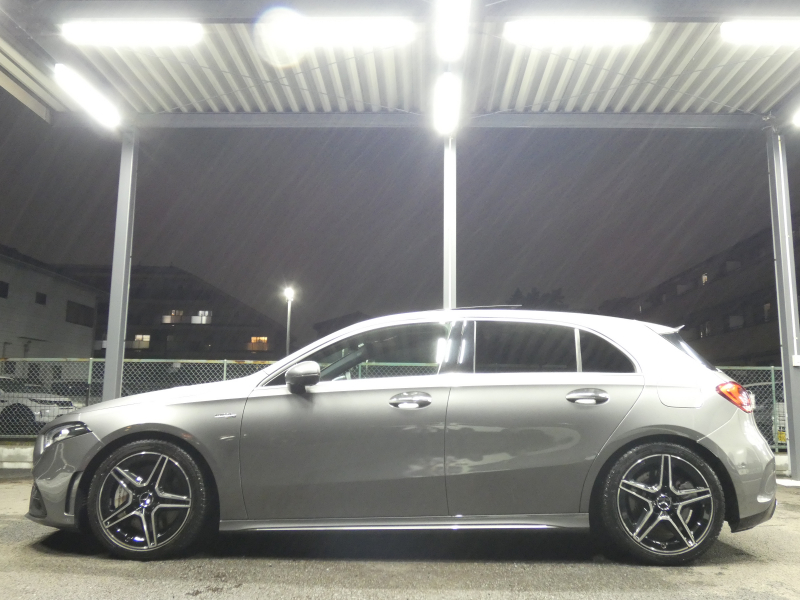 AMG Aクラス A35 4MATIC AMGｱﾄﾞﾊﾞﾝｽﾄﾞ&ﾅﾋﾞｹﾞｰｼｮﾝ&ﾚｰﾀﾞｰｾｰﾌﾃｨPKG　1ｵｰﾅｰ meｺﾈｸﾄ AMGｴｱﾛ 18ｲﾝﾁAW 赤黒革/ﾋｰﾀｰ ﾊﾟﾉﾗﾏｻﾝﾙｰﾌ MBUXﾅﾋﾞ 地ﾃﾞｼﾞ 360度ｶﾒﾗ ﾍｯﾄﾞｱｯﾌﾟD ｱﾄﾞﾊﾞﾝｽﾄﾞｻｳﾝﾄﾞ 前後ﾄﾞﾗﾚｺ ﾀﾞｲﾅﾐｯｸｾﾚｸﾄ LEDﾗｲﾄ　2年保証付