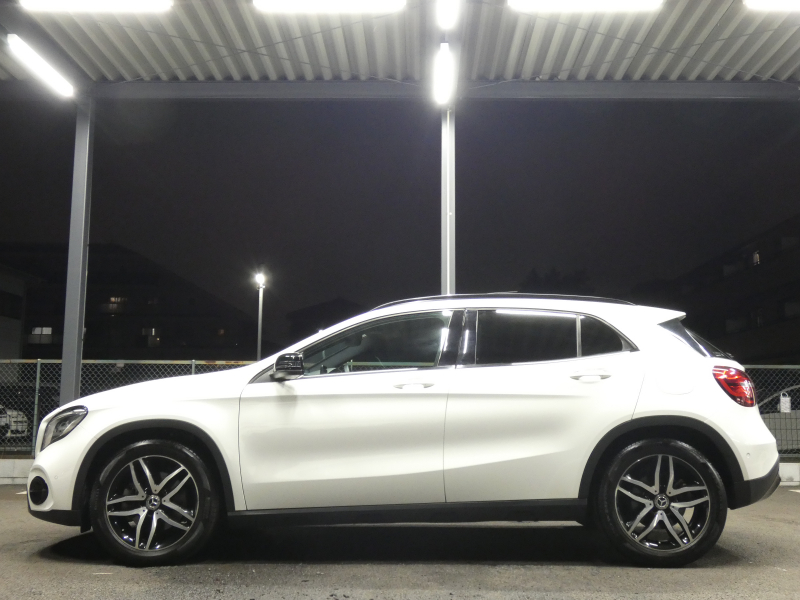 メルセデスベンツ GLA GLA250 4MATIC ﾚｰﾀﾞｰｾｰﾌﾃｨPKG　後期  受注生産ﾓﾃﾞﾙ 1ｵｰﾅｰ ｷｰﾚｽｺﾞｰ 黒本革ｼｰﾄ/ﾋｰﾀｰ ﾊﾟﾉﾗﾏｻﾝﾙｰﾌ ﾅﾋﾞ 地ﾃﾞｼﾞ Bｶﾒﾗ AppleCarPlay 前後ﾄﾞﾗﾚｺ GPSﾚｰﾀﾞｰ 自動ﾘｱｹﾞｰﾄ/ﾌｯﾄOP LEDﾗｲﾄ/自動HB ｱﾝﾋﾞｴﾝﾄﾗｲﾄ　2年保証付