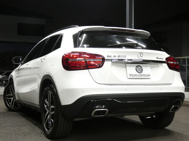 メルセデスベンツ GLA GLA250 4MATIC ﾚｰﾀﾞｰｾｰﾌﾃｨPKG　後期  受注生産ﾓﾃﾞﾙ 1ｵｰﾅｰ ｷｰﾚｽｺﾞｰ 黒本革ｼｰﾄ/ﾋｰﾀｰ ﾊﾟﾉﾗﾏｻﾝﾙｰﾌ ﾅﾋﾞ 地ﾃﾞｼﾞ Bｶﾒﾗ AppleCarPlay 前後ﾄﾞﾗﾚｺ GPSﾚｰﾀﾞｰ 自動ﾘｱｹﾞｰﾄ/ﾌｯﾄOP LEDﾗｲﾄ/自動HB ｱﾝﾋﾞｴﾝﾄﾗｲﾄ　2年保証付