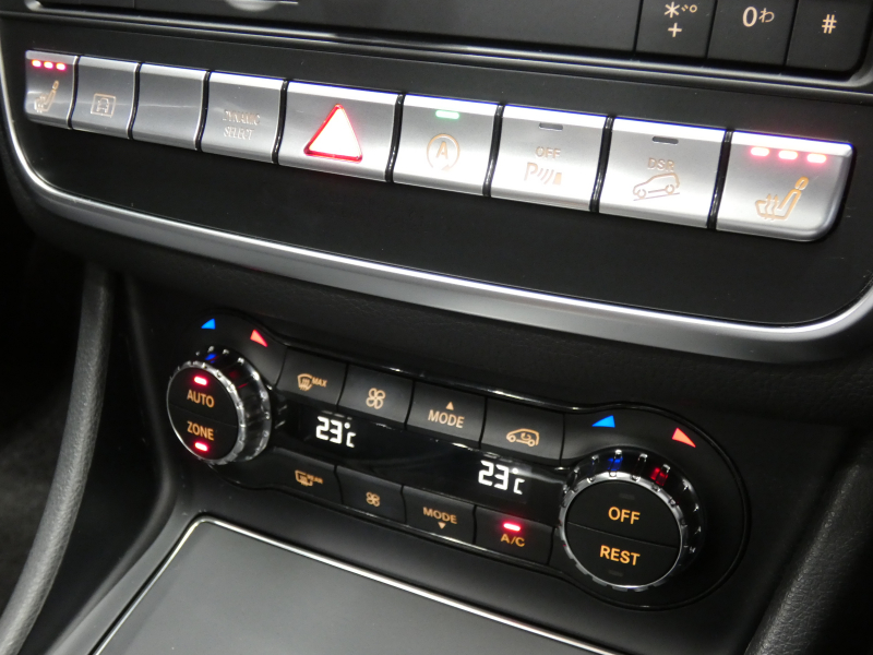 メルセデスベンツ GLA GLA250 4MATIC ﾚｰﾀﾞｰｾｰﾌﾃｨPKG　後期  受注生産ﾓﾃﾞﾙ 1ｵｰﾅｰ ｷｰﾚｽｺﾞｰ 黒本革ｼｰﾄ/ﾋｰﾀｰ ﾊﾟﾉﾗﾏｻﾝﾙｰﾌ ﾅﾋﾞ 地ﾃﾞｼﾞ Bｶﾒﾗ AppleCarPlay 前後ﾄﾞﾗﾚｺ GPSﾚｰﾀﾞｰ 自動ﾘｱｹﾞｰﾄ/ﾌｯﾄOP LEDﾗｲﾄ/自動HB ｱﾝﾋﾞｴﾝﾄﾗｲﾄ　2年保証付