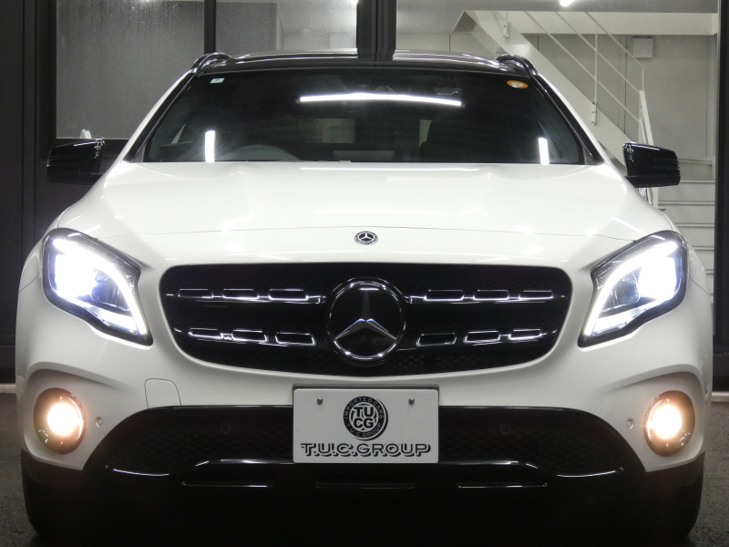 メルセデスベンツ GLA GLA250 4MATIC ﾚｰﾀﾞｰｾｰﾌﾃｨPKG　後期  受注生産ﾓﾃﾞﾙ 1ｵｰﾅｰ ｷｰﾚｽｺﾞｰ 黒本革ｼｰﾄ/ﾋｰﾀｰ ﾊﾟﾉﾗﾏｻﾝﾙｰﾌ ﾅﾋﾞ 地ﾃﾞｼﾞ Bｶﾒﾗ AppleCarPlay 前後ﾄﾞﾗﾚｺ GPSﾚｰﾀﾞｰ 自動ﾘｱｹﾞｰﾄ/ﾌｯﾄOP LEDﾗｲﾄ/自動HB ｱﾝﾋﾞｴﾝﾄﾗｲﾄ　2年保証付