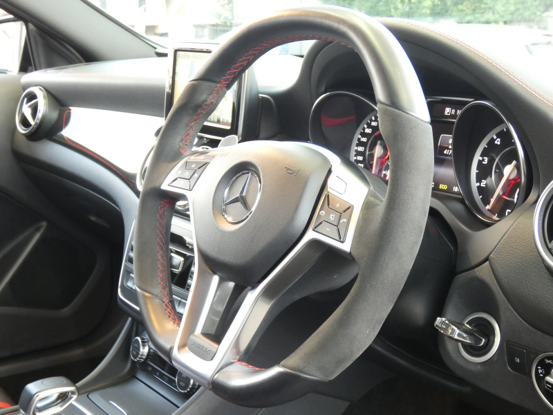 AMG GLA GLA45 AMG 4MATIC ｴﾃﾞｨｼｮﾝ1 ﾚｰﾀﾞｰｾｰﾌﾃｨPKG　300台限定 専用ｴｸｽﾃﾘｱ&ｲﾝﾃﾘｱ AMGﾊﾟﾌｫｰﾏﾝｽｼｰﾄ/ｽﾃｱﾘﾝｸﾞ AMGｴｱﾛ/20ｲﾝﾁAW 強化ﾌﾞﾚｰｷ&ｻｽﾍﾟﾝｼｮﾝ HDDﾅﾋﾞ 地ﾃﾞｼﾞ Bｶﾒﾗ BTｵｰﾃﾞｨｵ 前後ﾄﾞﾗﾚｺ 自動ﾘｱｹﾞｰﾄ　2年保証付