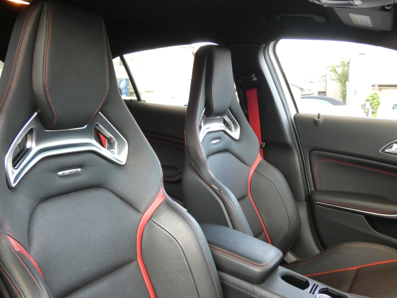 AMG GLA GLA45 AMG 4MATIC ｴﾃﾞｨｼｮﾝ1 ﾚｰﾀﾞｰｾｰﾌﾃｨPKG　300台限定 専用ｴｸｽﾃﾘｱ&ｲﾝﾃﾘｱ AMGﾊﾟﾌｫｰﾏﾝｽｼｰﾄ/ｽﾃｱﾘﾝｸﾞ AMGｴｱﾛ/20ｲﾝﾁAW 強化ﾌﾞﾚｰｷ&ｻｽﾍﾟﾝｼｮﾝ HDDﾅﾋﾞ 地ﾃﾞｼﾞ Bｶﾒﾗ BTｵｰﾃﾞｨｵ 前後ﾄﾞﾗﾚｺ 自動ﾘｱｹﾞｰﾄ　2年保証付