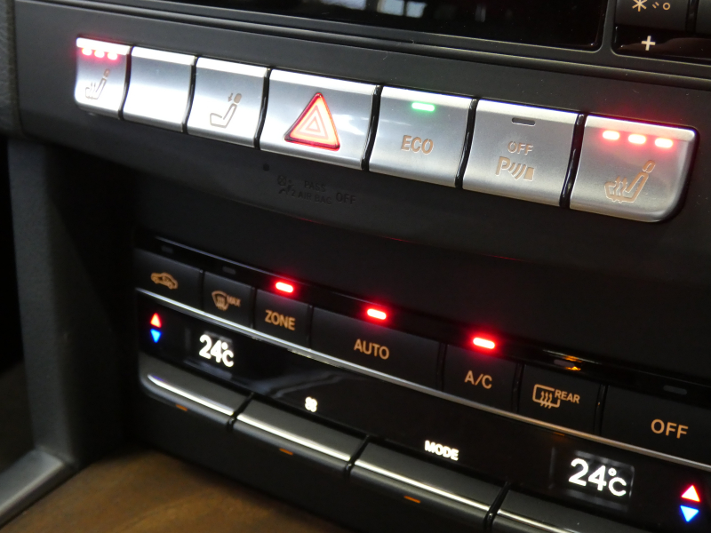 メルセデスベンツ Eクラス E250 ｽﾃｰｼｮﾝﾜｺﾞﾝ AVG 1stｱﾆﾊﾞｰｻﾘｰｴﾃﾞｨｼｮﾝ AMGｽﾎﾟｰﾂ&ﾚｰﾀﾞｰｾｰﾌﾃｨPKG　200台限定 後期 ｷｰﾚｽｺﾞｰ 黒本革ｼｰﾄ/前後ﾋｰﾀｰ ﾅﾋﾞ 地ﾃﾞｼﾞ Bｶﾒﾗ 自動ﾘｱｹﾞｰﾄ/ ﾌｯﾄOP ﾊﾟﾄﾞﾙｼﾌﾄ LEDﾗｲﾄ/自動HB AMGｴｱﾛ 19ｲﾝﾁAW　2年保証付