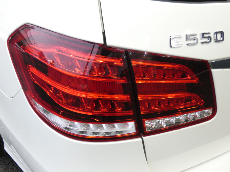 メルセデスベンツ Eクラス E250 ｽﾃｰｼｮﾝﾜｺﾞﾝ AVG 1stｱﾆﾊﾞｰｻﾘｰｴﾃﾞｨｼｮﾝ AMGｽﾎﾟｰﾂ&ﾚｰﾀﾞｰｾｰﾌﾃｨPKG　200台限定 後期 ｷｰﾚｽｺﾞｰ 黒本革ｼｰﾄ/前後ﾋｰﾀｰ ﾅﾋﾞ 地ﾃﾞｼﾞ Bｶﾒﾗ 自動ﾘｱｹﾞｰﾄ/ ﾌｯﾄOP ﾊﾟﾄﾞﾙｼﾌﾄ LEDﾗｲﾄ/自動HB AMGｴｱﾛ 19ｲﾝﾁAW　2年保証付