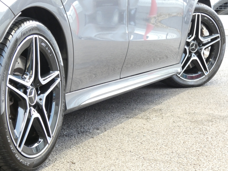AMG CLAクラス CLA35 4MATIC AMGｱﾄﾞﾊﾞﾝｽﾄﾞ&ﾅﾋﾞｹﾞｰｼｮﾝ&ﾚｰﾀﾞｰｾｰﾌﾃｨPKG　meｺﾈｸﾄ AMGｴｱﾛ 18ｲﾝﾁAW 赤黒革/ﾋｰﾀｰ ﾊﾟﾉﾗﾏｻﾝﾙｰﾌ MBUXﾅﾋﾞ 地ﾃﾞｼﾞ 360度ｶﾒﾗ ﾍｯﾄﾞｱｯﾌﾟD ｱﾄﾞﾊﾞﾝｽﾄﾞｻｳﾝﾄﾞ 360度ﾄﾞﾗﾚｺ LEDﾍｯﾄﾞﾗｲﾄ/自動HB　2年保証付