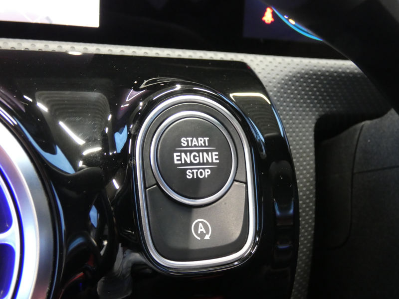 AMG CLAクラス CLA35 4MATIC AMGｱﾄﾞﾊﾞﾝｽﾄﾞ&ﾅﾋﾞｹﾞｰｼｮﾝ&ﾚｰﾀﾞｰｾｰﾌﾃｨPKG　meｺﾈｸﾄ AMGｴｱﾛ 18ｲﾝﾁAW 赤黒革/ﾋｰﾀｰ ﾊﾟﾉﾗﾏｻﾝﾙｰﾌ MBUXﾅﾋﾞ 地ﾃﾞｼﾞ 360度ｶﾒﾗ ﾍｯﾄﾞｱｯﾌﾟD ｱﾄﾞﾊﾞﾝｽﾄﾞｻｳﾝﾄﾞ 360度ﾄﾞﾗﾚｺ LEDﾍｯﾄﾞﾗｲﾄ/自動HB　2年保証付