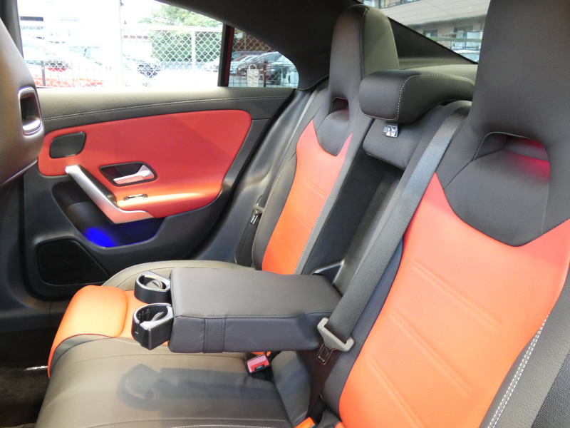 AMG CLAクラス CLA35 4MATIC AMGｱﾄﾞﾊﾞﾝｽﾄﾞ&ﾅﾋﾞｹﾞｰｼｮﾝ&ﾚｰﾀﾞｰｾｰﾌﾃｨPKG　meｺﾈｸﾄ AMGｴｱﾛ 18ｲﾝﾁAW 赤黒革/ﾋｰﾀｰ ﾊﾟﾉﾗﾏｻﾝﾙｰﾌ MBUXﾅﾋﾞ 地ﾃﾞｼﾞ 360度ｶﾒﾗ ﾍｯﾄﾞｱｯﾌﾟD ｱﾄﾞﾊﾞﾝｽﾄﾞｻｳﾝﾄﾞ 360度ﾄﾞﾗﾚｺ LEDﾍｯﾄﾞﾗｲﾄ/自動HB　2年保証付
