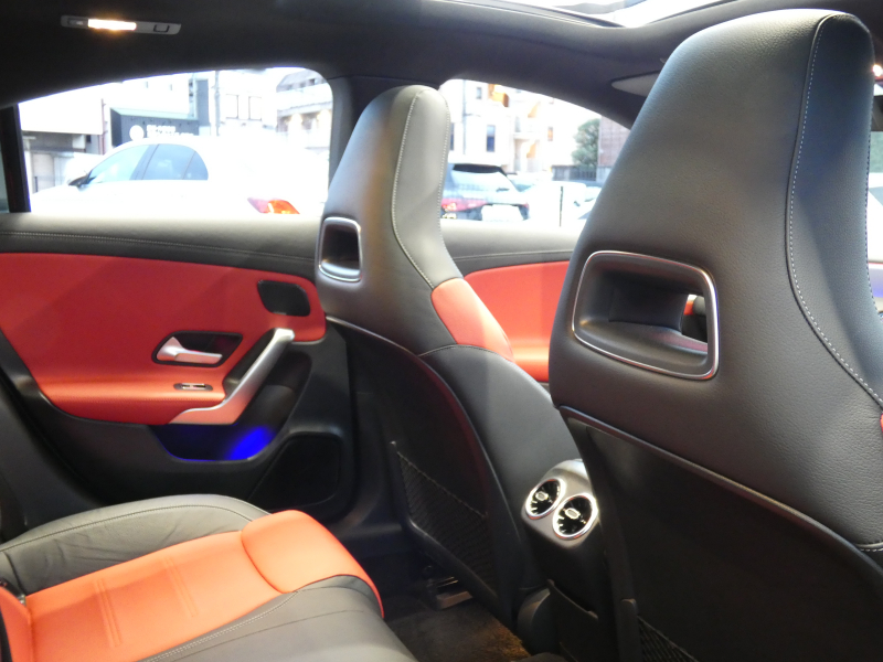 AMG CLAクラス CLA35 4MATIC AMGｱﾄﾞﾊﾞﾝｽﾄﾞ&ﾅﾋﾞｹﾞｰｼｮﾝ&ﾚｰﾀﾞｰｾｰﾌﾃｨPKG　meｺﾈｸﾄ AMGｴｱﾛ 18ｲﾝﾁAW 赤黒革/ﾋｰﾀｰ ﾊﾟﾉﾗﾏｻﾝﾙｰﾌ MBUXﾅﾋﾞ 地ﾃﾞｼﾞ 360度ｶﾒﾗ ﾍｯﾄﾞｱｯﾌﾟD ｱﾄﾞﾊﾞﾝｽﾄﾞｻｳﾝﾄﾞ 360度ﾄﾞﾗﾚｺ LEDﾍｯﾄﾞﾗｲﾄ/自動HB　2年保証付