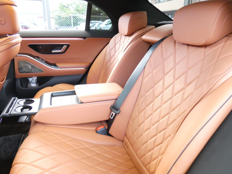 メルセデスベンツ Sクラス S500 4MATIC AMGﾗｲﾝ&ﾚｻﾞｰｴｸｽｸﾙｰｼﾌﾞ&ﾍﾞｰｼｯｸPKG　ISG搭載 ﾌﾞﾗｳﾝﾚｻﾞｰ/ﾋｰﾀｰ/ﾍﾞﾝﾁﾚｰﾀｰ ﾊﾟﾉﾗﾏSR MBUXﾅﾋﾞTV AppleCarPlay 360ｶﾒﾗ Burmester ﾍｯﾄﾞｱｯﾌﾟD 自動ﾄﾗﾝｸ/ﾌｯﾄOP ﾃﾞｼﾞﾀﾙLEDﾗｲﾄ AMGｴｱﾛ/20ｲﾝﾁAW　2年保証付