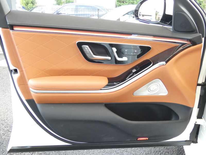 メルセデスベンツ Sクラス S500 4MATIC AMGﾗｲﾝ&ﾚｻﾞｰｴｸｽｸﾙｰｼﾌﾞ&ﾍﾞｰｼｯｸPKG　ISG搭載 ﾌﾞﾗｳﾝﾚｻﾞｰ/ﾋｰﾀｰ/ﾍﾞﾝﾁﾚｰﾀｰ ﾊﾟﾉﾗﾏSR MBUXﾅﾋﾞTV AppleCarPlay 360ｶﾒﾗ Burmester ﾍｯﾄﾞｱｯﾌﾟD 自動ﾄﾗﾝｸ/ﾌｯﾄOP ﾃﾞｼﾞﾀﾙLEDﾗｲﾄ AMGｴｱﾛ/20ｲﾝﾁAW　2年保証付