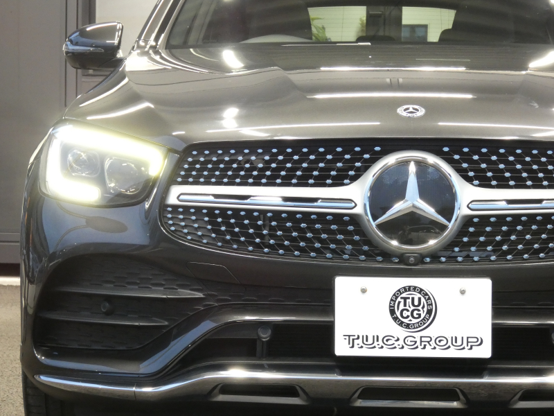 メルセデスベンツ GLC GLC300 4MATIC AMGﾗｲﾝ ﾚｻﾞｰｴｸｽｸﾙｰｼﾌﾞ&ﾚｰﾀﾞｰｾｰﾌﾃｨPKG　後期 1ｵｰﾅｰ meｺﾈｸﾄ AMGｴｱﾛ&20AW 黒本革/ﾍﾞﾝﾁﾚｰﾀｰ/ﾏｯｻｰｼﾞ ﾊﾟﾉﾗﾏSR MBUXﾅﾋﾞ 地ﾃﾞｼﾞ 360度ｶﾒﾗ ﾄﾞﾗﾚｺ Burmester ﾍｯﾄﾞｱｯﾌﾟD 自動ﾘｱｹﾞｰﾄ/ﾌｯﾄOP LEDﾍｯﾄﾞﾗｲﾄ　2年保証付