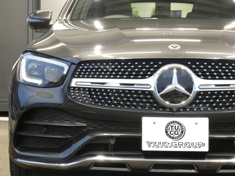 メルセデスベンツ GLC GLC300 4MATIC AMGﾗｲﾝ ﾚｻﾞｰｴｸｽｸﾙｰｼﾌﾞ&ﾚｰﾀﾞｰｾｰﾌﾃｨPKG　後期 1ｵｰﾅｰ meｺﾈｸﾄ AMGｴｱﾛ&20AW 黒本革/ﾍﾞﾝﾁﾚｰﾀｰ/ﾏｯｻｰｼﾞ ﾊﾟﾉﾗﾏSR MBUXﾅﾋﾞ 地ﾃﾞｼﾞ 360度ｶﾒﾗ ﾄﾞﾗﾚｺ Burmester ﾍｯﾄﾞｱｯﾌﾟD 自動ﾘｱｹﾞｰﾄ/ﾌｯﾄOP LEDﾍｯﾄﾞﾗｲﾄ　2年保証付
