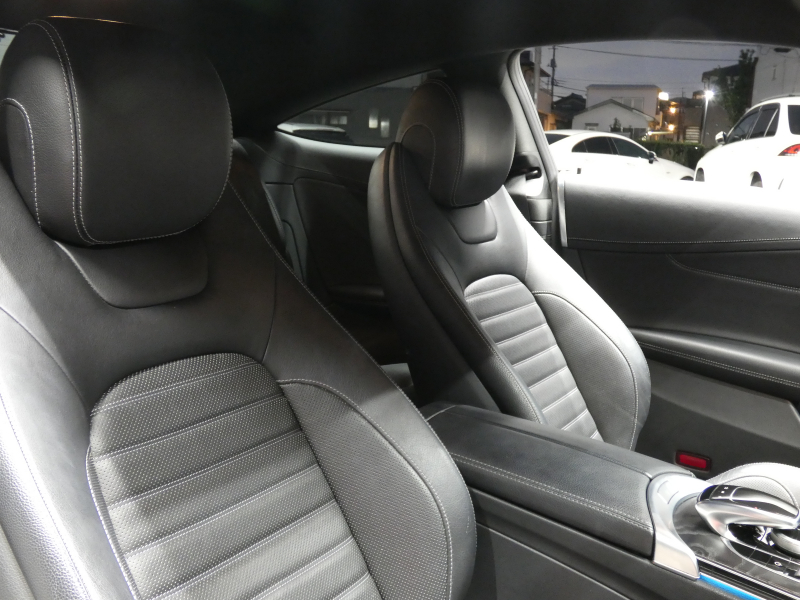 メルセデスベンツ Cクラス C300 ｸｰﾍﾟ ｽﾎﾟｰﾂ ﾚｰﾀﾞｰｾｰﾌﾃｨPKG　受注生産ﾓﾃﾞﾙ  高出力E/G 専用ｴｸｽﾃﾘｱ ｷｰﾚｽｺﾞｰ 黒本革ｼｰﾄ/ﾋｰﾀｰ HDDﾅﾋﾞ 地ﾃﾞｼﾞ Bｶﾒﾗ 前後ﾄﾞﾗﾚｺ ｴｱﾊﾞﾗﾝｽPKG ﾊﾟｰｸﾄﾛﾆｯｸ LEDﾗｲﾄ/自動HB AMGｴｱﾛ 専用AMG19AW　2年保証付