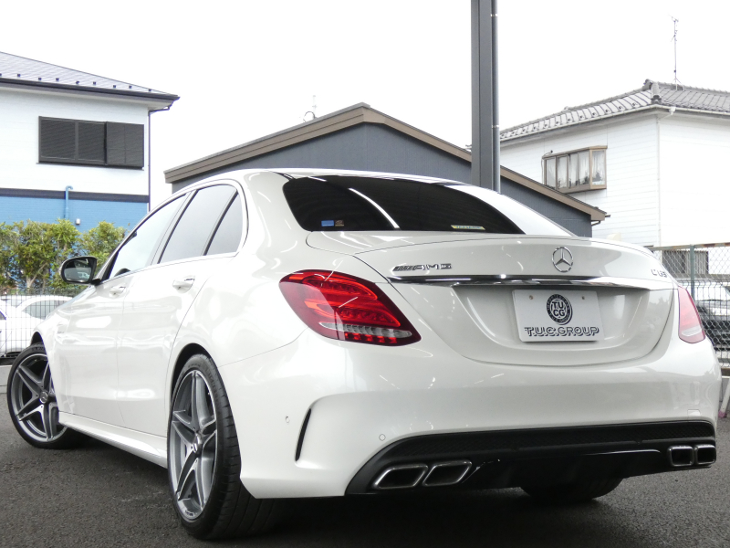 AMG Cクラス C63 ｴｸｽｸﾙｰｼﾌﾞ&ﾚｰﾀﾞｰｾｰﾌﾃｨPKG　1ｵｰﾅｰ AMG19ｲﾝﾁAW&AMGｴｱﾛ ﾌﾞﾗｯｸﾅｯﾊﾟﾚｻﾞｰ ﾅﾋﾞTV Bｶﾒﾗ Burmester 純正ﾄﾞﾗﾚｺ 自動ﾄﾗﾝｸ/ﾌｯﾄOP ｴｱﾊﾞﾗﾝｽPKG/ﾊﾟﾌｭｰﾑｱﾄﾏｲｻﾞｰ AMGﾗｲﾄﾞｺﾝﾄﾛｰﾙｻｽ AMG強化ﾌﾞﾚｰｷ LEDﾍｯﾄﾞﾗｲﾄ　2年保証付