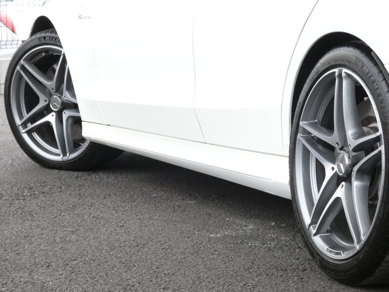 AMG Cクラス C63 ｴｸｽｸﾙｰｼﾌﾞ&ﾚｰﾀﾞｰｾｰﾌﾃｨPKG　1ｵｰﾅｰ AMG19ｲﾝﾁAW&AMGｴｱﾛ ﾌﾞﾗｯｸﾅｯﾊﾟﾚｻﾞｰ ﾅﾋﾞTV Bｶﾒﾗ Burmester 純正ﾄﾞﾗﾚｺ 自動ﾄﾗﾝｸ/ﾌｯﾄOP ｴｱﾊﾞﾗﾝｽPKG/ﾊﾟﾌｭｰﾑｱﾄﾏｲｻﾞｰ AMGﾗｲﾄﾞｺﾝﾄﾛｰﾙｻｽ AMG強化ﾌﾞﾚｰｷ LEDﾍｯﾄﾞﾗｲﾄ　2年保証付