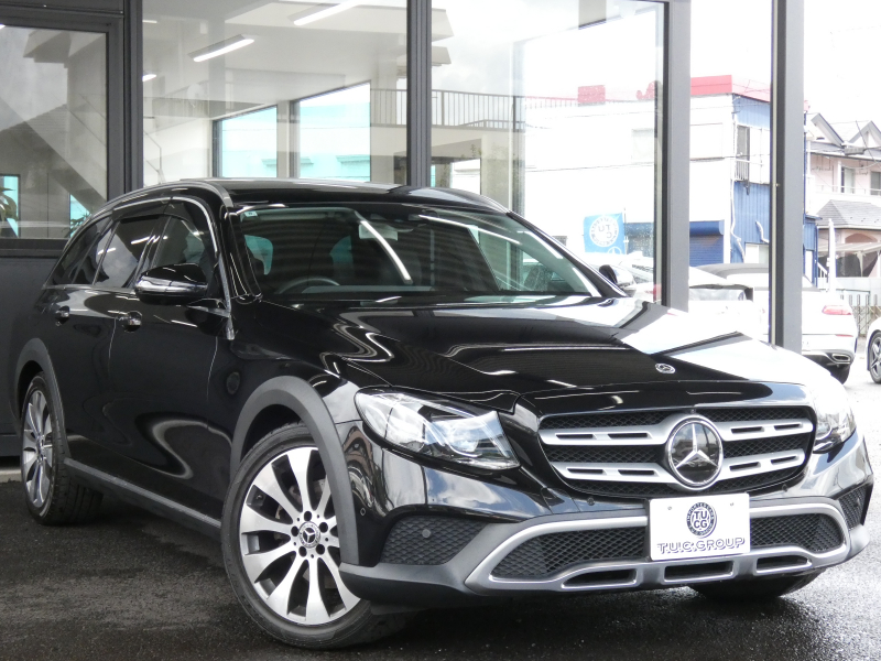 メルセデスベンツ Eクラス E220d 4MATIC ｵｰﾙﾃﾚｲﾝ ｴｸｽｸﾙｰｼﾌﾞ&ﾚｰﾀﾞｰｾｰﾌﾃｨPKG　meｺﾈｸﾄ 黒本革/ﾍﾞﾝﾁﾚｰﾀｰ/前後ﾋｰﾀｰ ﾊﾟﾉﾗﾏSR ﾅﾋﾞ 地ﾃﾞｼﾞ 360度ｶﾒﾗ AppleCarPlay Burmester ﾍｯﾄﾞｱｯﾌﾟD ｴｱﾊﾞﾗﾝｽPKG 自動ﾘｱｹﾞｰﾄ/ﾌｯﾄOP LEDﾗｲﾄ/自動HB　2年保証付