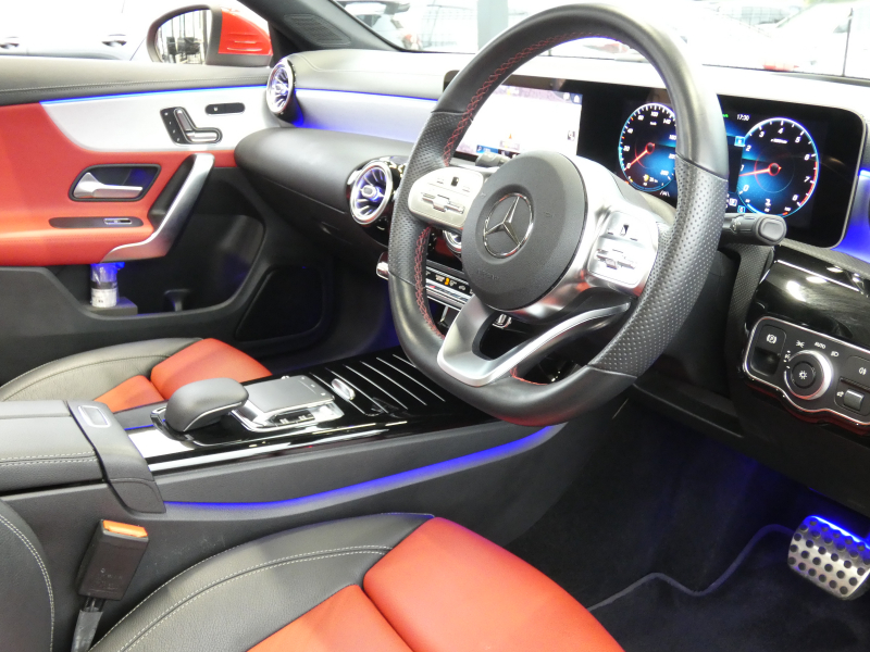 メルセデスベンツ CLAクラス CLA250 4MATIC ｼｭｰﾃｨﾝｸﾞﾌﾞﾚｰｸ AMGﾗｲﾝ AMGﾚｻﾞｰｴｸｽｸﾙｰｼﾌﾞ&ｱﾄﾞﾊﾞﾝｽﾄﾞ&ﾅﾋﾞ&ﾚｰﾀﾞｰｾｰﾌﾃｨPKG　meｺﾈｸﾄ 赤黒革 ﾊﾟﾉﾗﾏSR MBUXﾅﾋﾞTV 360度ｶﾒﾗ ｱﾄﾞﾊﾞﾝｽﾄﾞｻｳﾝﾄﾞ ﾍｯﾄﾞｱｯﾌﾟD ﾜｲﾔﾚｽﾁｬｰｼﾞ 自動ﾘｱｹﾞｰﾄ LEDﾗｲﾄ/自動HB　2年保証付