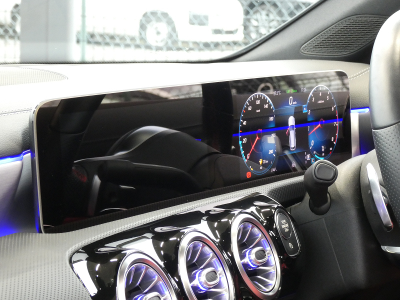 メルセデスベンツ CLAクラス CLA250 4MATIC ｼｭｰﾃｨﾝｸﾞﾌﾞﾚｰｸ AMGﾗｲﾝ AMGﾚｻﾞｰｴｸｽｸﾙｰｼﾌﾞ&ｱﾄﾞﾊﾞﾝｽﾄﾞ&ﾅﾋﾞ&ﾚｰﾀﾞｰｾｰﾌﾃｨPKG　meｺﾈｸﾄ 赤黒革 ﾊﾟﾉﾗﾏSR MBUXﾅﾋﾞTV 360度ｶﾒﾗ ｱﾄﾞﾊﾞﾝｽﾄﾞｻｳﾝﾄﾞ ﾍｯﾄﾞｱｯﾌﾟD ﾜｲﾔﾚｽﾁｬｰｼﾞ 自動ﾘｱｹﾞｰﾄ LEDﾗｲﾄ/自動HB　2年保証付