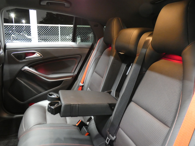AMG CLAクラス CLA45 4MATIC ｼｭｰﾃｨﾝｸﾞﾌﾞﾚｰｸ ﾚｰﾀﾞｰｾｰﾌﾃｨPKG　後期 ｷｰﾚｽｺﾞｰ 黒革/ﾋｰﾀｰ ﾊﾟﾉﾗﾏｻﾝﾙｰﾌ HDDﾅﾋﾞ 地ﾃﾞｼﾞ Bｶﾒﾗ AppleCarPlay 自動ﾘｱｹﾞｰﾄ/ﾌｯﾄOP 前後ﾄﾞﾗﾚｺ AMGｴｱﾛ/18ｲﾝﾁAW AMGﾗｲﾄﾞｺﾝﾄﾛｰﾙｻｽ LEDﾍｯﾄﾞﾗｲﾄ/ｵｰﾄHB　2年保証付