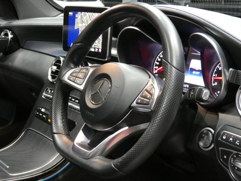 AMG GLCクーペ GLC43 4MATIC ｸｰﾍﾟ ﾚｻﾞｰｴｸｽｸﾙｰｼﾌﾞ&ﾅｲﾄ&ﾚｰﾀﾞｰｾｰﾌﾃｨPKG　AMGｴｱﾛ/21ｲﾝﾁAW AMGﾗｲﾄﾞｺﾝﾄﾛｰﾙ 黒本革/前後ﾋｰﾀｰ ｻﾝﾙｰﾌ HDDﾅﾋﾞ 地ﾃﾞｼﾞ 360度ｶﾒﾗ Burmester LEDﾍｯﾄﾞﾗｲﾄ ｵｰﾄﾘｱｹﾞｰﾄ ｴｱﾊﾞﾗﾝｽPKG ﾍｯﾄﾞｱｯﾌﾟD　2年保証付