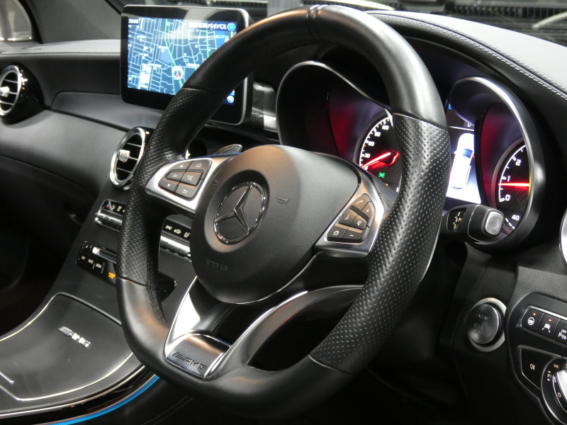 AMG GLC GLC63 4MATIC+ ﾚｻﾞｰｴｸｽｸﾙｰｼﾌﾞ&ﾚｰﾀﾞｰｾｰﾌﾃｨPKG　AMG21ｲﾝﾁAW&AMGｴｱﾛ ﾌﾞﾗｯｸﾅｯﾊﾟﾚｻﾞｰ ﾅﾋﾞTV 360ｶﾒﾗ Burmester ﾄﾞﾗﾚｺ  ｴｱﾊﾞﾗﾝｽPKG/ﾊﾟﾌｭｰﾑｱﾄﾏｲｻﾞｰ AMGﾗｲﾄﾞｺﾝﾄﾛｰﾙｻｽ AMG強化ﾌﾞﾚｰｷ LEDﾍｯﾄﾞﾗｲﾄ　2年保証付