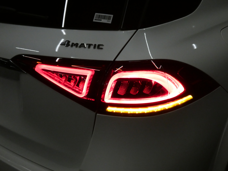 メルセデスベンツ GLE GLE400d 4MATIC ｽﾎﾟｰﾂ ﾚｰﾀﾞｰｾｰﾌﾃｨPKG　1ｵｰﾅｰ Meｺﾈｸﾄ AMGｴｱﾛ/20AW 黒本革/ﾍﾞﾝﾁﾚｰﾀｰ/ﾋｰﾀｰ ﾊﾟﾉﾗﾏSR MBUXﾅﾋﾞ 地ﾃﾞｼﾞ 360ｶﾒﾗ ﾃﾞｼﾞﾀﾙｲﾝﾅｰﾐﾗｰ ﾍｯﾄﾞｱｯﾌﾟD Burmester ｴｱﾊﾞﾗﾝｽPKG 温冷ｶｯﾌﾟﾎﾙﾀﾞｰ LEDﾗｲﾄ/自動HB　2年保証付