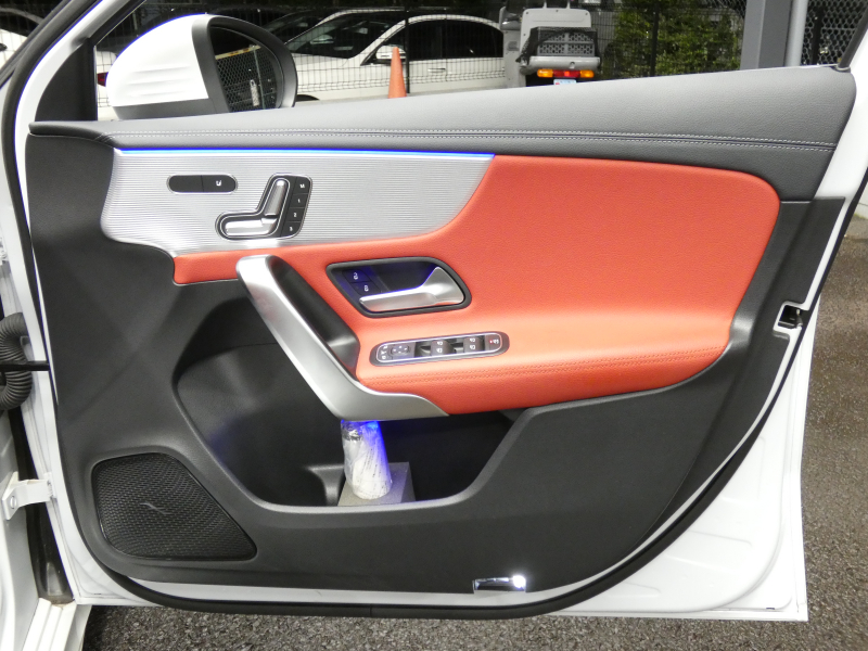 AMG Aクラス A35 4MATIC AMGｱﾄﾞﾊﾞﾝｽﾄﾞ&ﾅﾋﾞｹﾞｰｼｮﾝ&ﾚｰﾀﾞｰｾｰﾌﾃｨPKG　meｺﾈｸﾄ AMGｴｱﾛ 18ｲﾝﾁAW ﾘｯﾌﾟｽﾎﾟｲﾗｰ 赤黒革/ﾋｰﾀｰ ﾊﾟﾉﾗﾏｻﾝﾙｰﾌ MBUXﾅﾋﾞ 地ﾃﾞｼﾞ 360度ｶﾒﾗ ﾍｯﾄﾞｱｯﾌﾟD ｱﾄﾞﾊﾞﾝｽﾄﾞｻｳﾝﾄﾞ ﾄﾞﾗﾚｺ LEDﾍｯﾄﾞﾗｲﾄ/自動HB　2年保証付