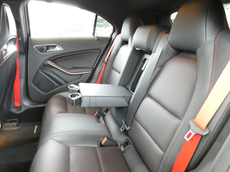 AMG Aクラス A45 AMG 4MATIC ｴﾃﾞｨｼｮﾝ1 ｾｰﾌﾃｨPKG　200台限定 専用ｴｸｽﾃﾘｱ&ｲﾝﾃﾘｱ AMGﾊﾟﾌｫｰﾏﾝｽｼｰﾄ/ｽﾃｱﾘﾝｸﾞ AMGｴｱﾛ/19ｲﾝﾁAW 強化ﾌﾞﾚｰｷ&ｻｽﾍﾟﾝｼｮﾝ HDDﾅﾋﾞ 地ﾃﾞｼﾞ Bｶﾒﾗ BTｵｰﾃﾞｨｵ ﾊﾟｰｸﾄﾛﾆｯｸ ﾃﾞｨｽﾄﾛﾆｯｸﾌﾟﾗｽ　2年保証付