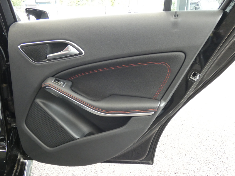 AMG Aクラス A45 AMG 4MATIC ｴﾃﾞｨｼｮﾝ1 ｾｰﾌﾃｨPKG　200台限定 専用ｴｸｽﾃﾘｱ&ｲﾝﾃﾘｱ AMGﾊﾟﾌｫｰﾏﾝｽｼｰﾄ/ｽﾃｱﾘﾝｸﾞ AMGｴｱﾛ/19ｲﾝﾁAW 強化ﾌﾞﾚｰｷ&ｻｽﾍﾟﾝｼｮﾝ HDDﾅﾋﾞ 地ﾃﾞｼﾞ Bｶﾒﾗ BTｵｰﾃﾞｨｵ ﾊﾟｰｸﾄﾛﾆｯｸ ﾃﾞｨｽﾄﾛﾆｯｸﾌﾟﾗｽ　2年保証付