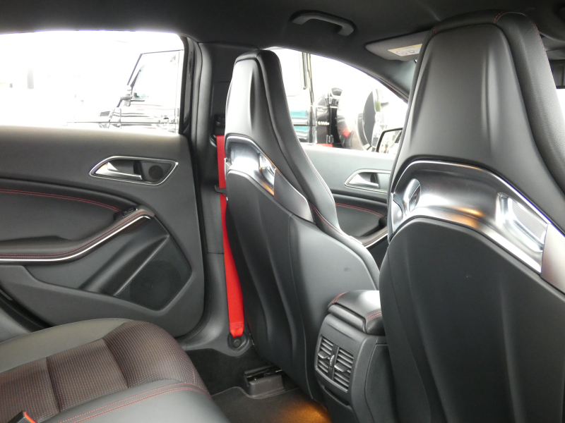AMG Aクラス A45 AMG 4MATIC ｴﾃﾞｨｼｮﾝ1 ｾｰﾌﾃｨPKG　200台限定 専用ｴｸｽﾃﾘｱ&ｲﾝﾃﾘｱ AMGﾊﾟﾌｫｰﾏﾝｽｼｰﾄ/ｽﾃｱﾘﾝｸﾞ AMGｴｱﾛ/19ｲﾝﾁAW 強化ﾌﾞﾚｰｷ&ｻｽﾍﾟﾝｼｮﾝ HDDﾅﾋﾞ 地ﾃﾞｼﾞ Bｶﾒﾗ BTｵｰﾃﾞｨｵ ﾊﾟｰｸﾄﾛﾆｯｸ ﾃﾞｨｽﾄﾛﾆｯｸﾌﾟﾗｽ　2年保証付