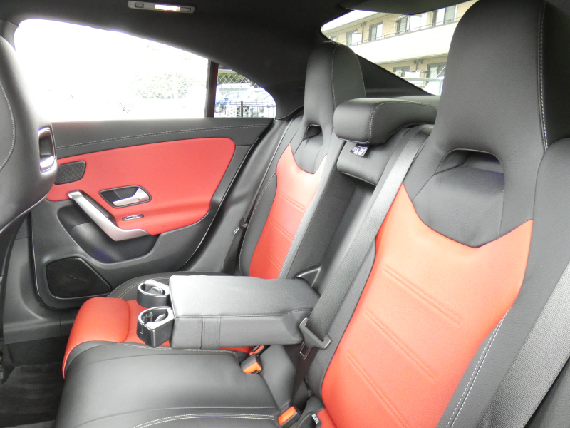 メルセデスベンツ CLAクラス CLA200d AMGﾗｲﾝ AMGﾚｻﾞｰｴｸｽｸﾙｰｼﾌﾞ&ｱﾄﾞﾊﾞﾝｽﾄﾞ&ﾅﾋﾞ&ﾚｰﾀﾞｰｾｰﾌﾃｨPKG　meｺﾈｸﾄ 赤黒革 ﾊﾟﾉﾗﾏSR MBUXﾅﾋﾞTV 360度ｶﾒﾗ ｱﾄﾞﾊﾞﾝｽﾄﾞｻｳﾝﾄﾞ ﾍｯﾄﾞｱｯﾌﾟD ﾜｲﾔﾚｽﾁｬｰｼﾞ ﾄﾞﾗﾚｺ LEDﾗｲﾄ/ｱﾀﾞﾌﾟﾃｨﾌﾞHB　2年保証付