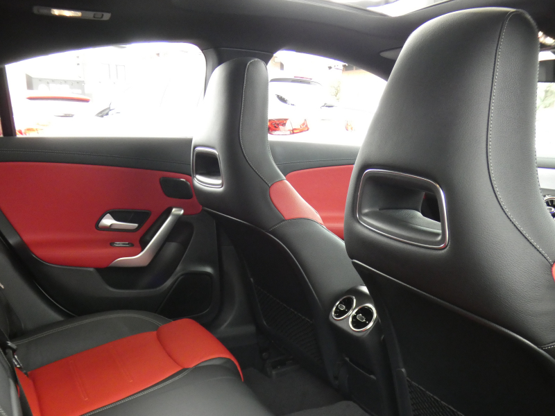 メルセデスベンツ CLAクラス CLA200d AMGﾗｲﾝ AMGﾚｻﾞｰｴｸｽｸﾙｰｼﾌﾞ&ｱﾄﾞﾊﾞﾝｽﾄﾞ&ﾅﾋﾞ&ﾚｰﾀﾞｰｾｰﾌﾃｨPKG　meｺﾈｸﾄ 赤黒革 ﾊﾟﾉﾗﾏSR MBUXﾅﾋﾞTV 360度ｶﾒﾗ ｱﾄﾞﾊﾞﾝｽﾄﾞｻｳﾝﾄﾞ ﾍｯﾄﾞｱｯﾌﾟD ﾜｲﾔﾚｽﾁｬｰｼﾞ ﾄﾞﾗﾚｺ LEDﾗｲﾄ/ｱﾀﾞﾌﾟﾃｨﾌﾞHB　2年保証付