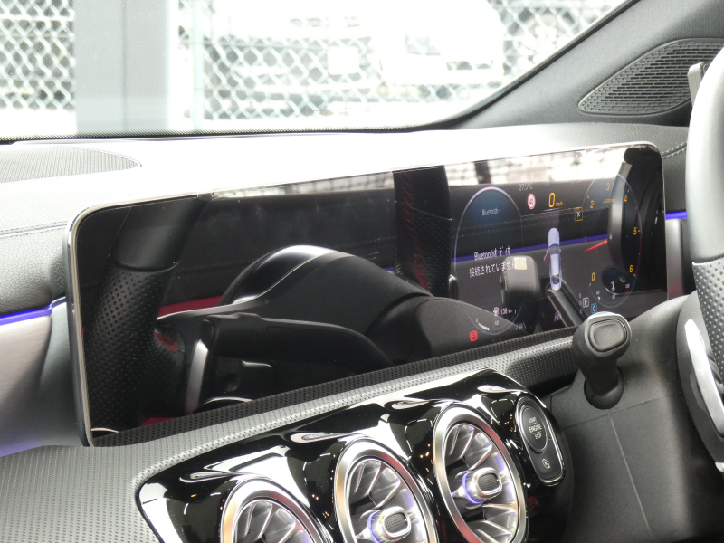 メルセデスベンツ CLAクラス CLA200d AMGﾗｲﾝ AMGﾚｻﾞｰｴｸｽｸﾙｰｼﾌﾞ&ｱﾄﾞﾊﾞﾝｽﾄﾞ&ﾅﾋﾞ&ﾚｰﾀﾞｰｾｰﾌﾃｨPKG　meｺﾈｸﾄ 赤黒革 ﾊﾟﾉﾗﾏSR MBUXﾅﾋﾞTV 360度ｶﾒﾗ ｱﾄﾞﾊﾞﾝｽﾄﾞｻｳﾝﾄﾞ ﾍｯﾄﾞｱｯﾌﾟD ﾜｲﾔﾚｽﾁｬｰｼﾞ ﾄﾞﾗﾚｺ LEDﾗｲﾄ/ｱﾀﾞﾌﾟﾃｨﾌﾞHB　2年保証付