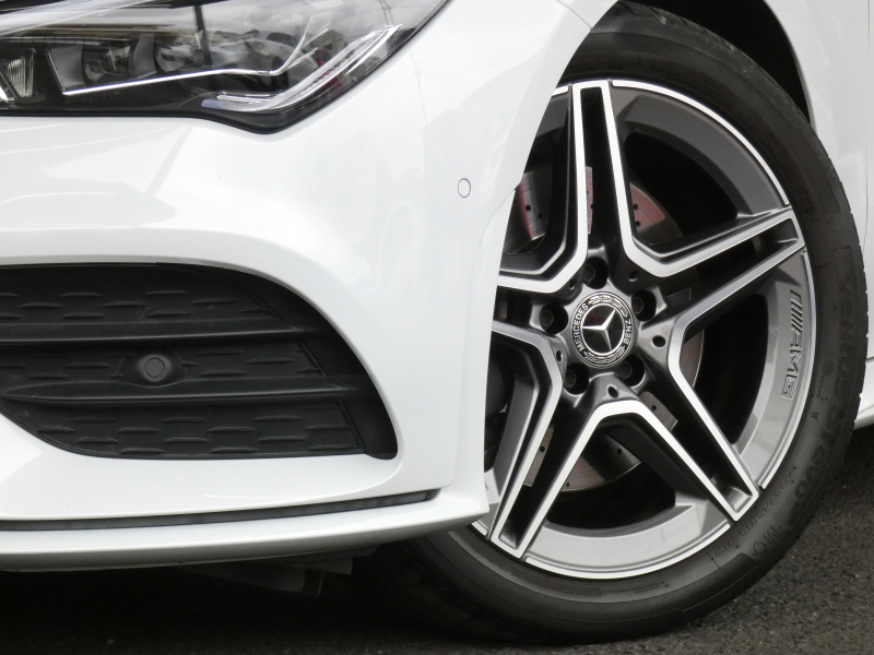 メルセデスベンツ CLAクラス CLA200d AMGﾗｲﾝ AMGﾚｻﾞｰｴｸｽｸﾙｰｼﾌﾞ&ｱﾄﾞﾊﾞﾝｽﾄﾞ&ﾅﾋﾞ&ﾚｰﾀﾞｰｾｰﾌﾃｨPKG　meｺﾈｸﾄ 赤黒革 ﾊﾟﾉﾗﾏSR MBUXﾅﾋﾞTV 360度ｶﾒﾗ ｱﾄﾞﾊﾞﾝｽﾄﾞｻｳﾝﾄﾞ ﾍｯﾄﾞｱｯﾌﾟD ﾜｲﾔﾚｽﾁｬｰｼﾞ ﾄﾞﾗﾚｺ LEDﾗｲﾄ/ｱﾀﾞﾌﾟﾃｨﾌﾞHB　2年保証付