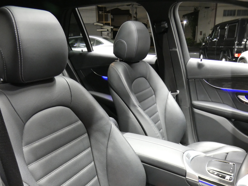 メルセデスベンツ GLC GLC300 4MATIC AMGﾗｲﾝ ﾚｻﾞｰｴｸｽｸﾙｰｼﾌﾞ&ﾚｰﾀﾞｰｾｰﾌﾃｨPKG　後期 meｺﾈｸﾄ AMGｴｱﾛ&20AW 黒本革/ﾍﾞﾝﾁﾚｰﾀｰ/ﾏｯｻｰｼﾞ ﾊﾟﾉﾗﾏSR MBUXﾅﾋﾞ 地ﾃﾞｼﾞ 360度ｶﾒﾗ 前後ﾄﾞﾗﾚｺ Burmester ﾍｯﾄﾞｱｯﾌﾟD 自動ﾘｱｹﾞｰﾄ/ﾌｯﾄOP LEDﾍｯﾄﾞﾗｲﾄ　2年保証付