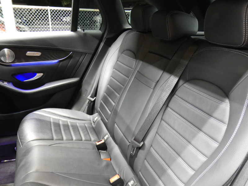 メルセデスベンツ GLC GLC300 4MATIC AMGﾗｲﾝ ﾚｻﾞｰｴｸｽｸﾙｰｼﾌﾞ&ﾚｰﾀﾞｰｾｰﾌﾃｨPKG　後期 meｺﾈｸﾄ AMGｴｱﾛ&20AW 黒本革/ﾍﾞﾝﾁﾚｰﾀｰ/ﾏｯｻｰｼﾞ ﾊﾟﾉﾗﾏSR MBUXﾅﾋﾞ 地ﾃﾞｼﾞ 360度ｶﾒﾗ 前後ﾄﾞﾗﾚｺ Burmester ﾍｯﾄﾞｱｯﾌﾟD 自動ﾘｱｹﾞｰﾄ/ﾌｯﾄOP LEDﾍｯﾄﾞﾗｲﾄ　2年保証付
